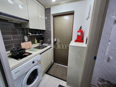 Clean duplex on Gallidan Street 10th image