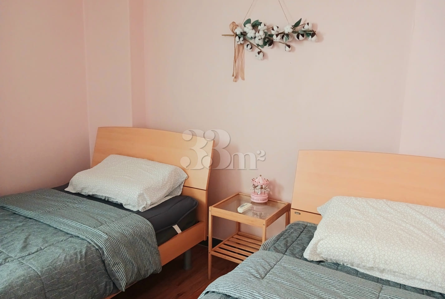 Spacious 2-room unit near Suwon Mangpo Statio 0th image