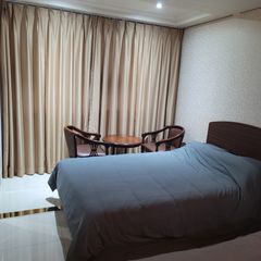 Studio apartment with separate room, 3 minute Unit Image