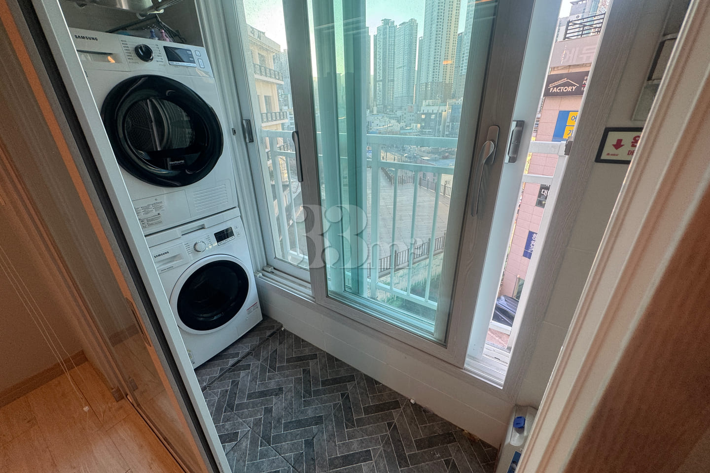 Quiet two-room apartment near Oncheonjang Sta 7th image