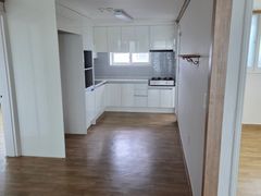 Private 3-Room Apartment in Ulsan 0th image