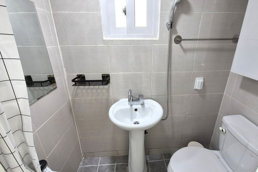 이태원역 4분 초특가