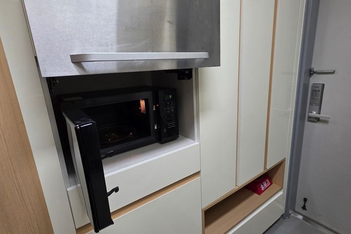 Lux 300 N 12번째 이미지