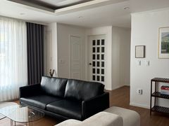 Detached house in Haenggung-dong with parking 4th image