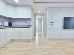 Newly Built 3-Room Unit 202 in Yeosu 1th image