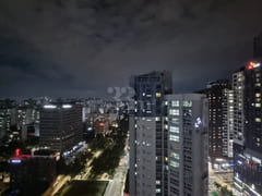 ๐ Gongdeok Station Area - Fully Furnished 5th image