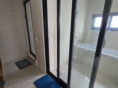 Detached Open-Plan 2th image