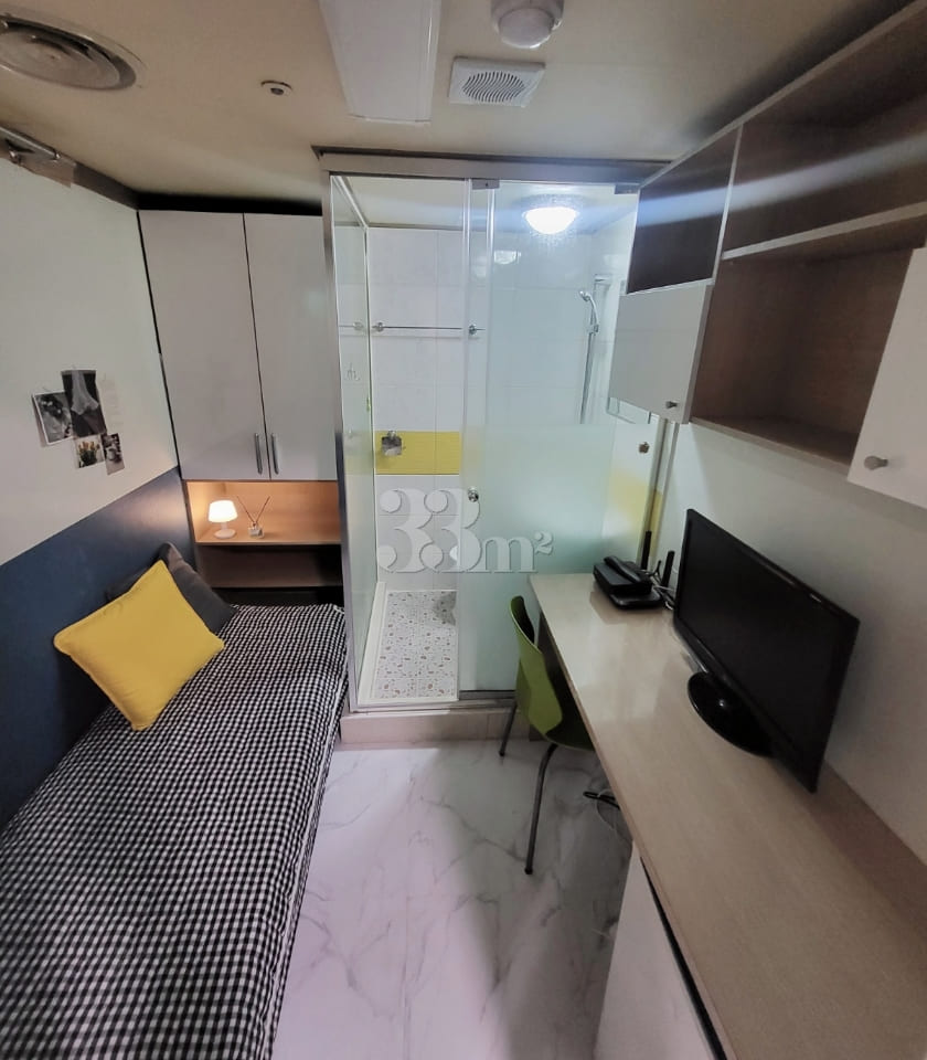 Janghanpyeong Station: Quiet and Clean Room 0th image