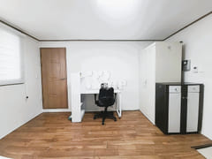 Clean studio apartment near the station 25 3th image
