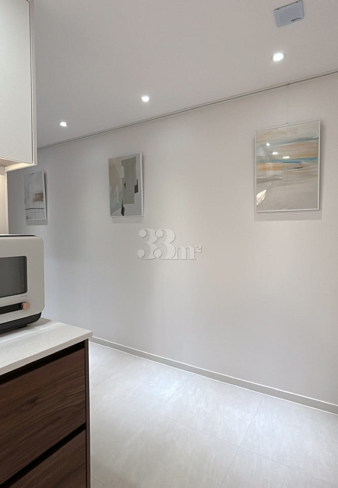 It's a clean, new house. 7th image
