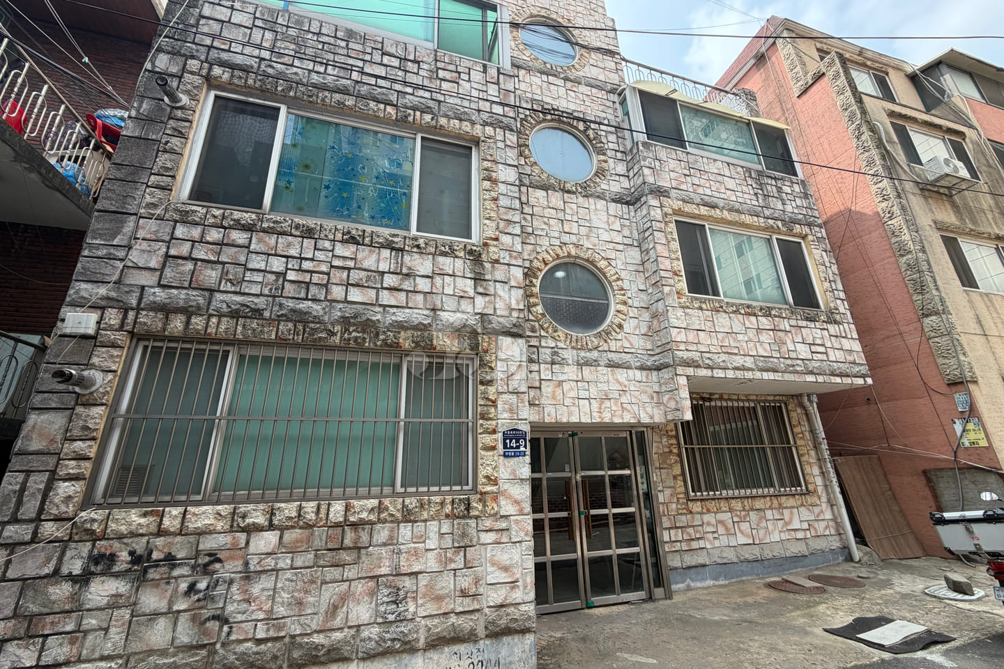 Studio apartment next to Gulpocheon Park 4th image