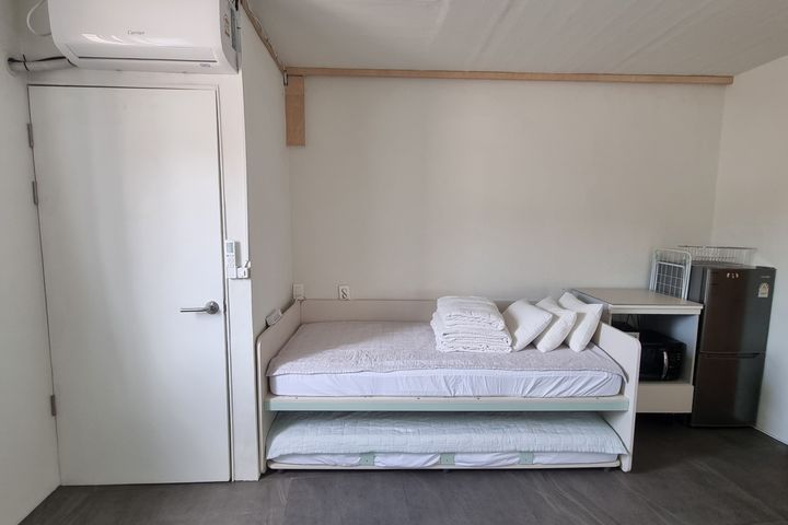 Studio apartment in Haeridan-gil, Haeundae-gu 5th image