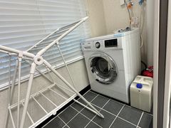 Brand-new two-room unit, parking available. 13th image