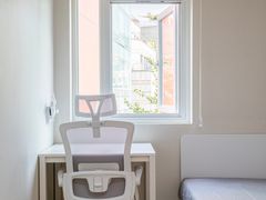 New Luxury Fully Furnished Unit 307 7th image