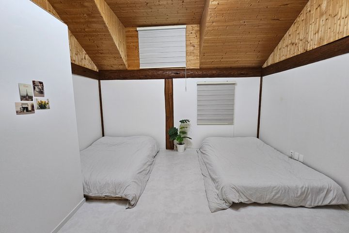 Two-story log cabin 4th image