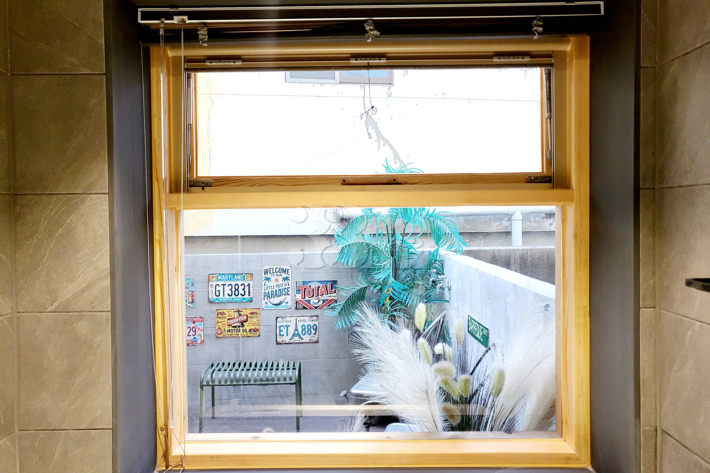 Aesthetic accommodation with a view of Busan  17th image