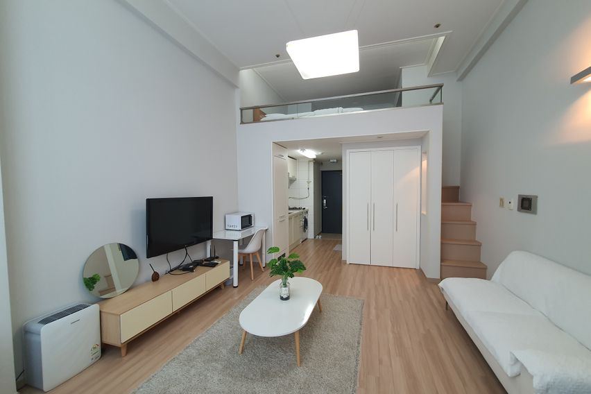 Nature House 12th image