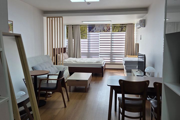 강남역5번출구 바로 옆 4번째 이미지