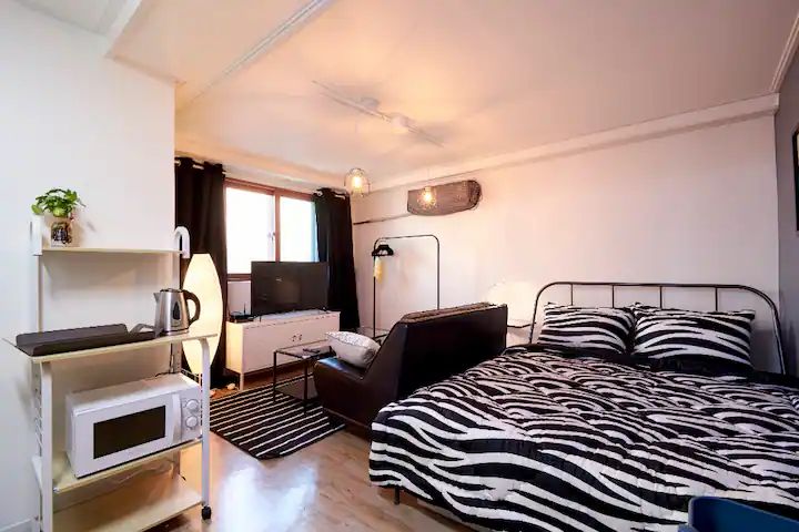 Yoonmin 1, 3 minutes from Sinbanghwa Station 0th image