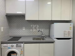 New, fully-furnished apartment in a transport 0th image