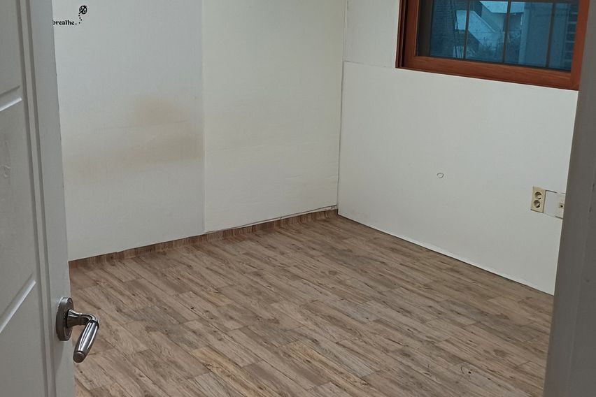 넓은 거실 쓰리룸신축급 5번째 이미지