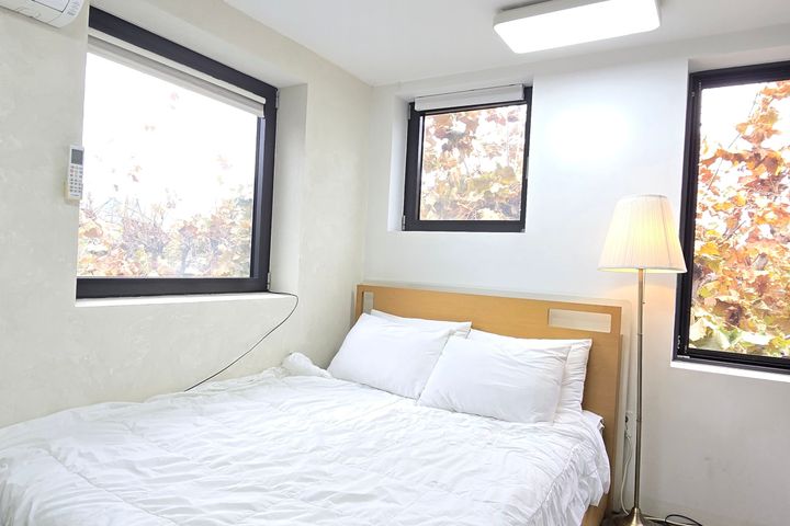Romantic 3-Person Room (2nd & 3rd Floors with 0th image