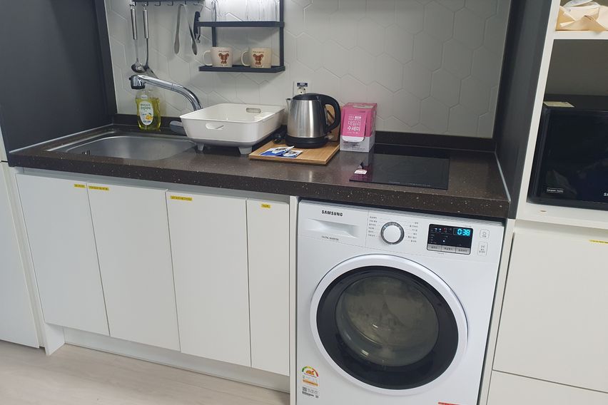 여수 핫플 숙소앞 바다 14번째 이미지