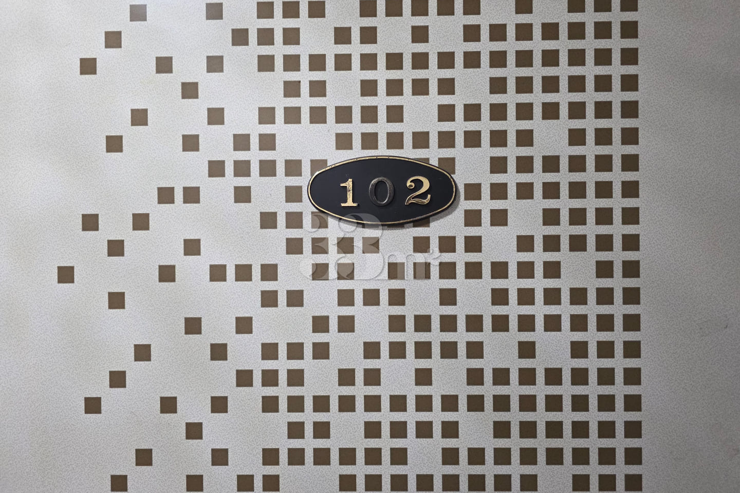 Room 102 0th image