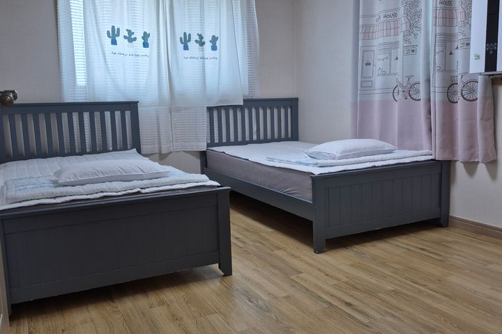 Quiet three-room apartment next to Ulsan IC. 4th image