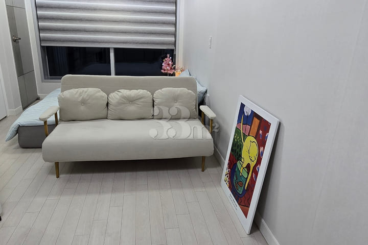 Officetel 1 minute from Jungang Station