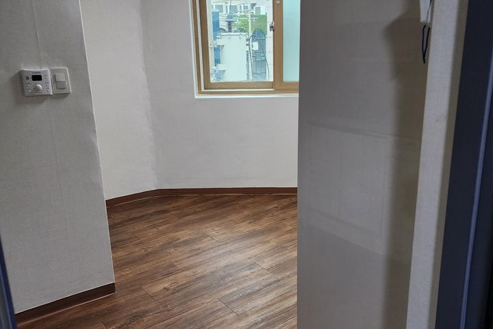 Hyunjeong Studio A 3th image