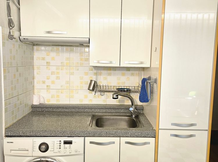 홍대 5분 풀옵션신축F