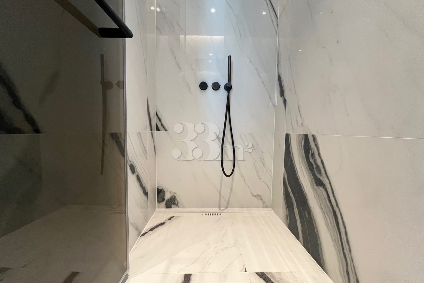 Gangnam 1.5-room apartment with spa facilitie 18th image