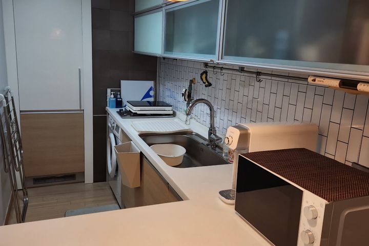 Marine City, double-sided window, large room 3th image
