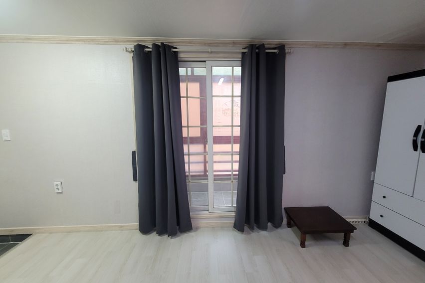 충북대 중문 근처 원룸