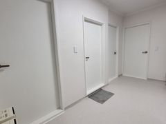 Neat and cozy, just like an apartment. 5th image