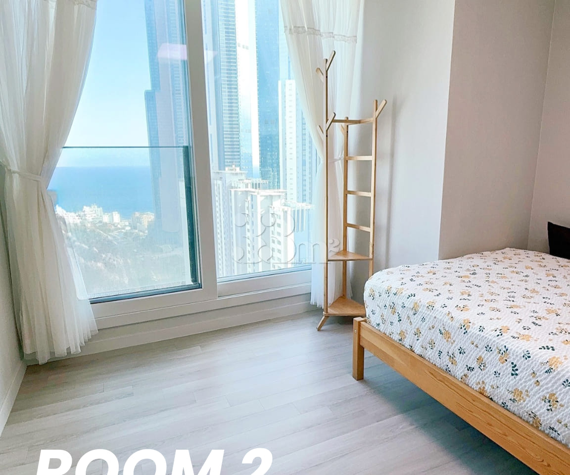 3 Bedrooms / Ocean View / Top Floor ๐ 6th image