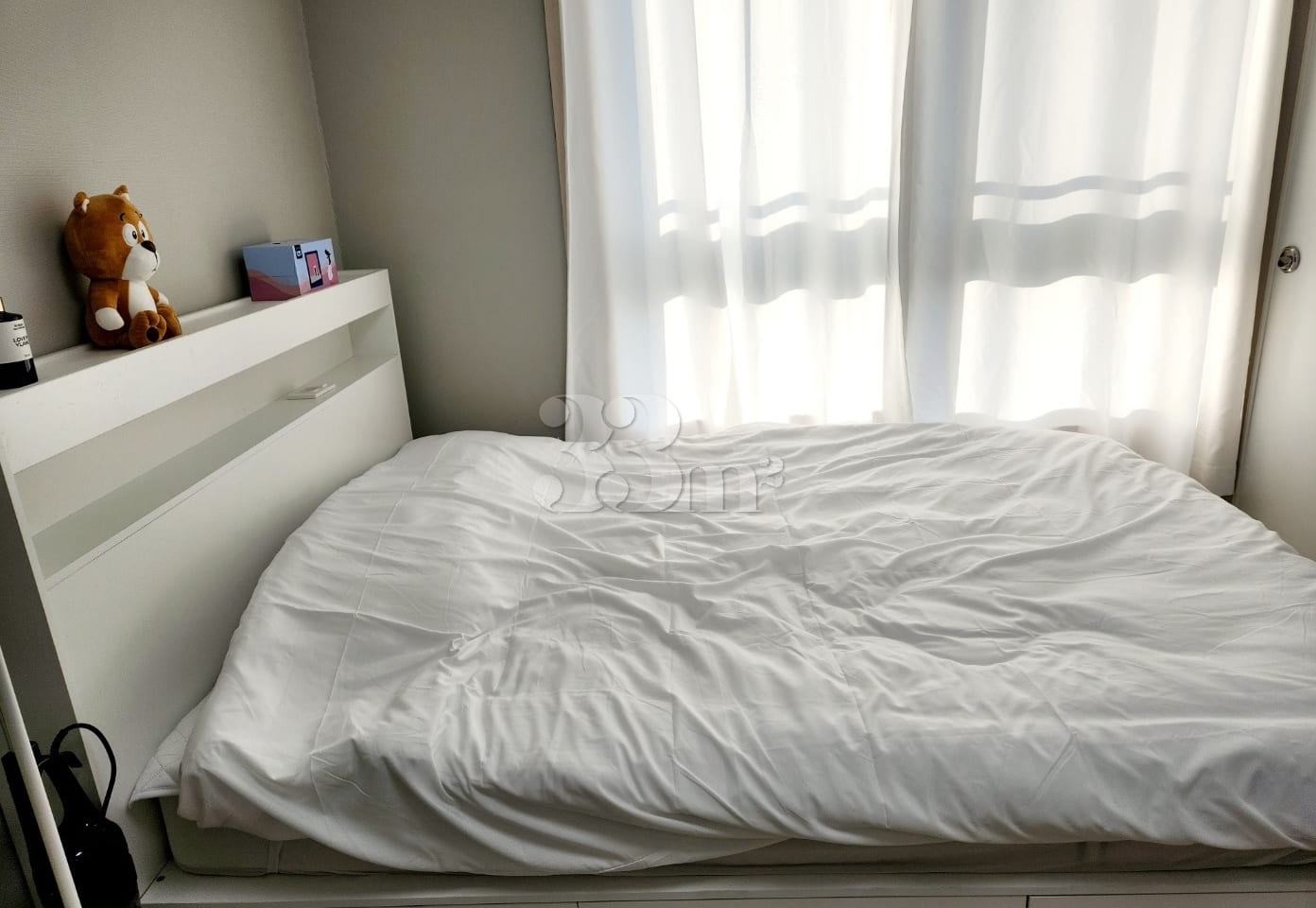 Fully furnished unit near Sindang Station 9th image