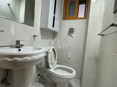Clean, fully furnished room B in front of Bye 4th image
