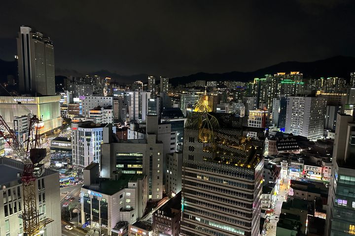 부산 서면역 도보1분컷 19번째 이미지
