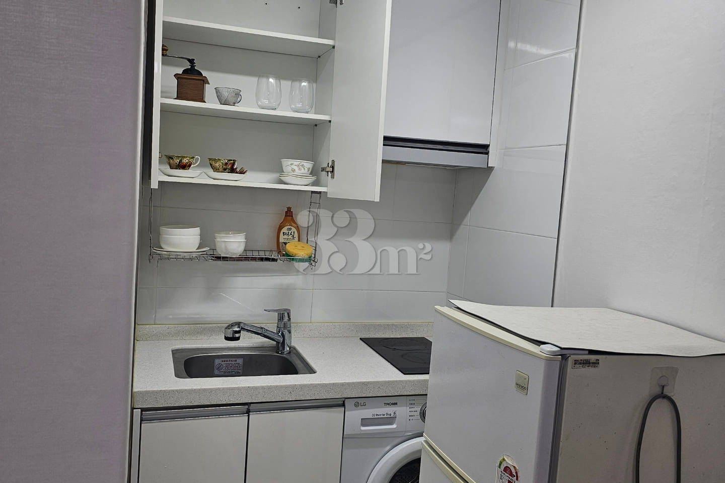 3 minutes from Sinnonhyeon Station, Gangnam a 7th image