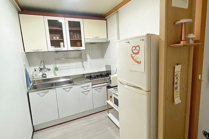 Two-room unit, 5-minute walk from the termina 7th image