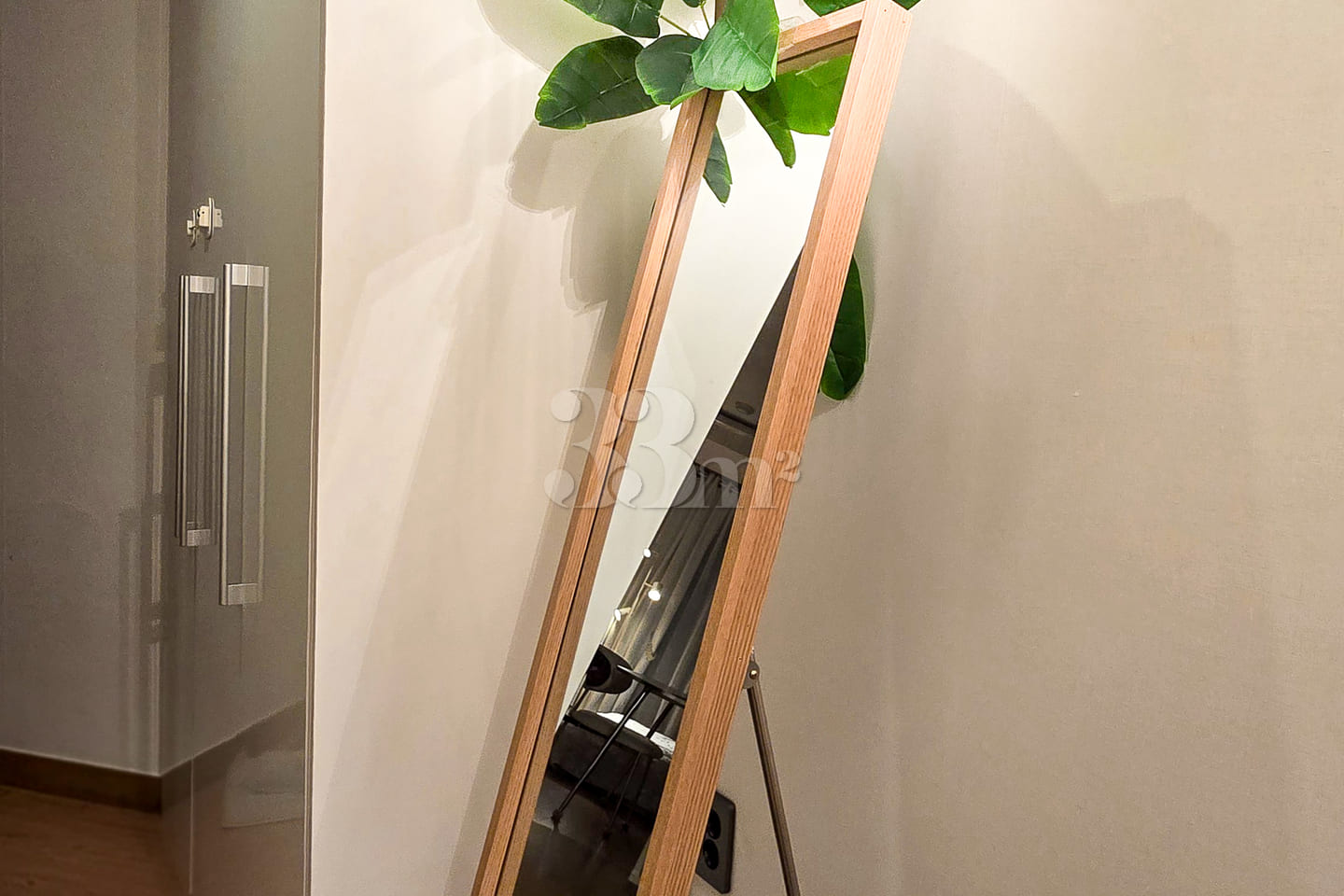 Smart Stay 15th image