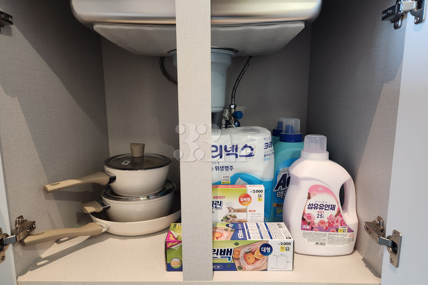 B Cozy Home near Seojeong-ri Station 2th image