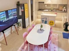 1 minute from Hapjeong Station / Spacious hom 4th image