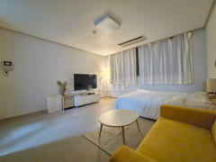 Parking available in Jamsil/Songpa ๐ 1th image