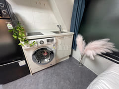 Raum Suite 502 9th image