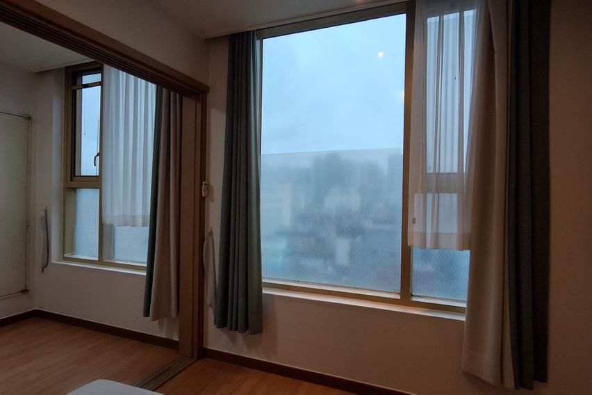 정남향,풀옵션,탑층 뷰 0번째 이미지