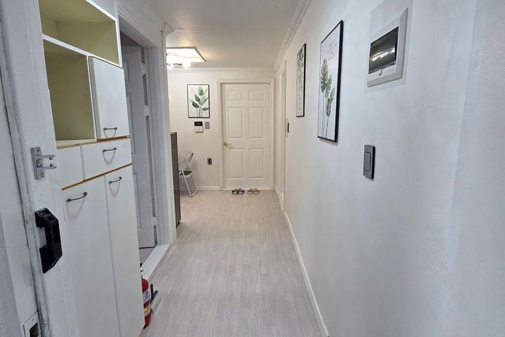 Fully renovated two-room unit in Dowon-dong 0th image
