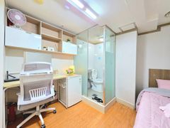 Small and Cozy Room 520 0th image